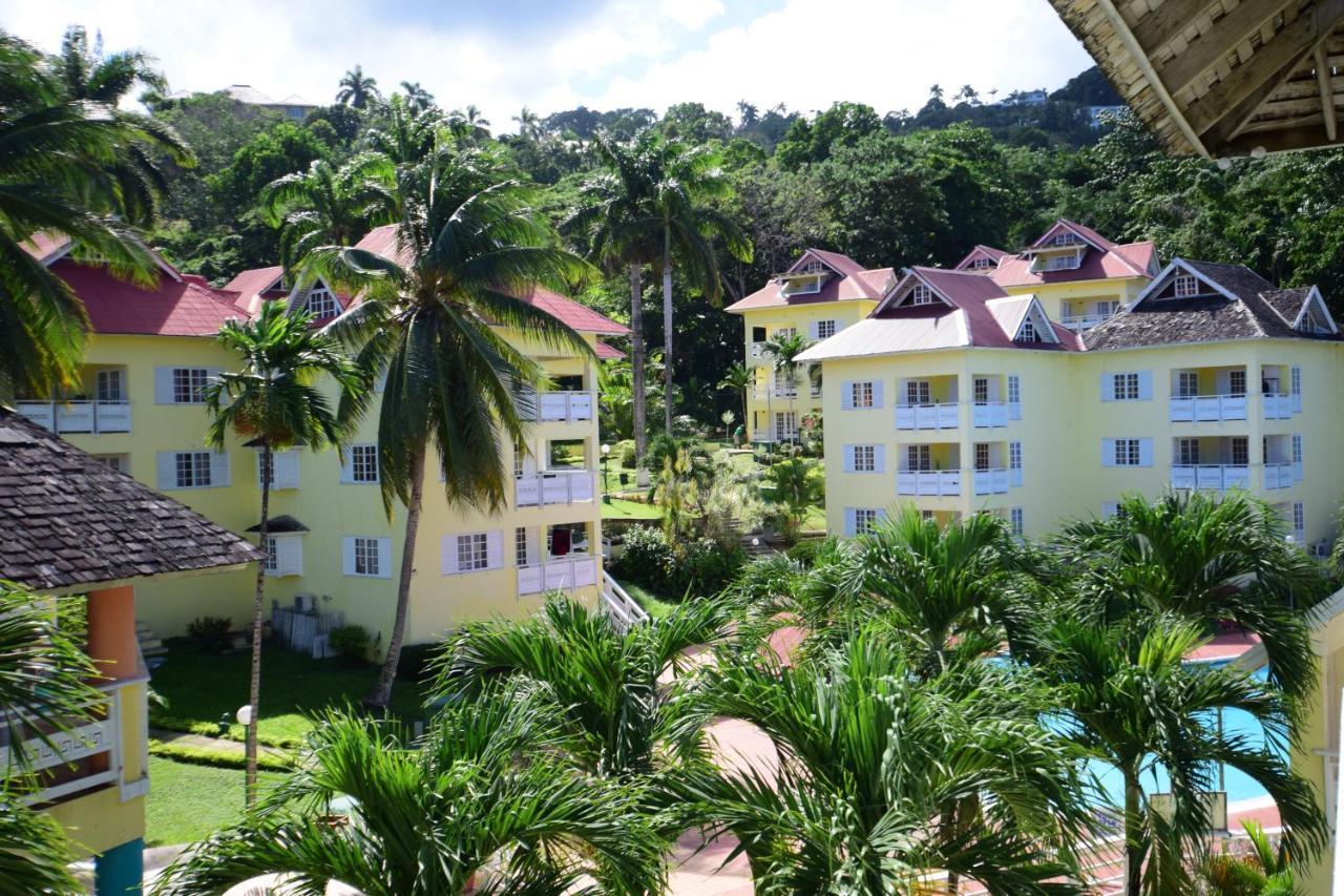 River Side Apt 9 @ Mystic Ridge. Ocho Rios Exterior foto